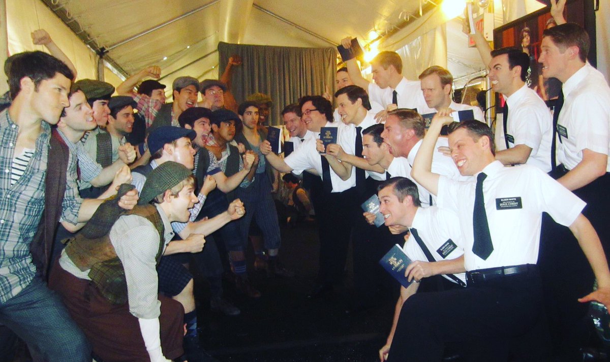 JaredGertner's tweet photo. It’s time again to post my fave Tony memory! Happy Tony Day to all! Let’s celebrate the miraculous accomplishments of this particular year of theatre, and how our amazing community overcame impossible odds to bring theatre back to the world! #TonyAwards #TonyDay #MormonsVsNewsies https://t.co/5upysfQm42