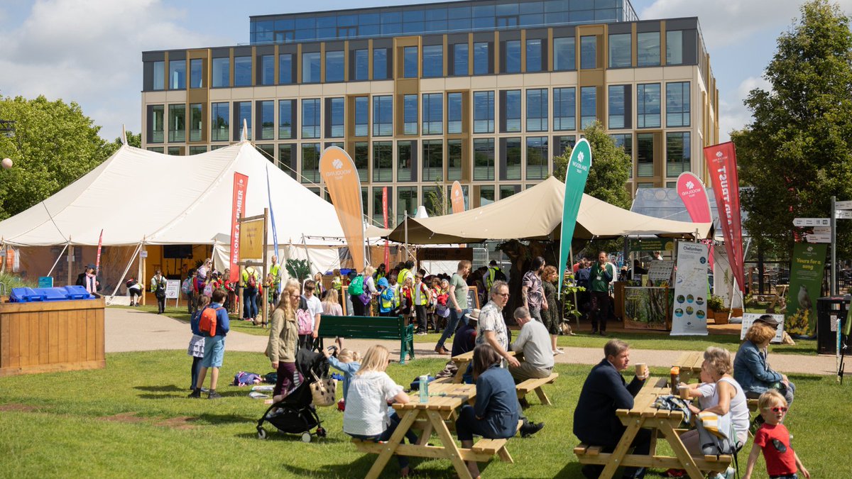 cheltfestivals's tweet image. It's been a glorious six days of incredible science 🌏 🧪

But none of this would have been possible without the incredible support from our Patrons, Members, Partners, donators and Festival-goers 🙌

Find out more about how to get involved: bit.ly/3mDgHSC