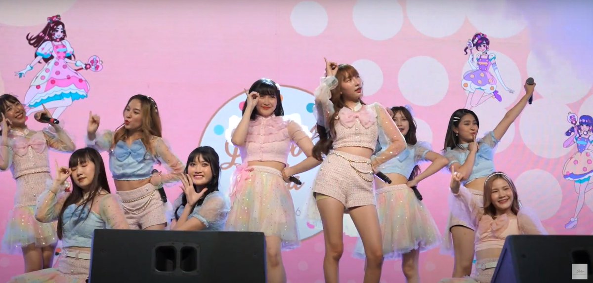 jokermaster619's tweet image. Sweat16 วงไอดอลที่ดีที่สุดตลอดกาล ในงาน Digital Your Life 2022 ขอบคุณสำหรับทุกๆอย่างจริงๆครับ ระหว่างโชว์ ผมร้องให้หลายครั้งเลย จะจดจำเสมอ และจะเชียส์ตลอดไปครับ พวกเธอคือตำนานจริงๆ (อยากให้วงไปต่อเหลือเกินครับ)
.
youtu.be/RAZ3Dft4ccQ
.
#Sweat16 #GoSweat #DigitalYourLife2022