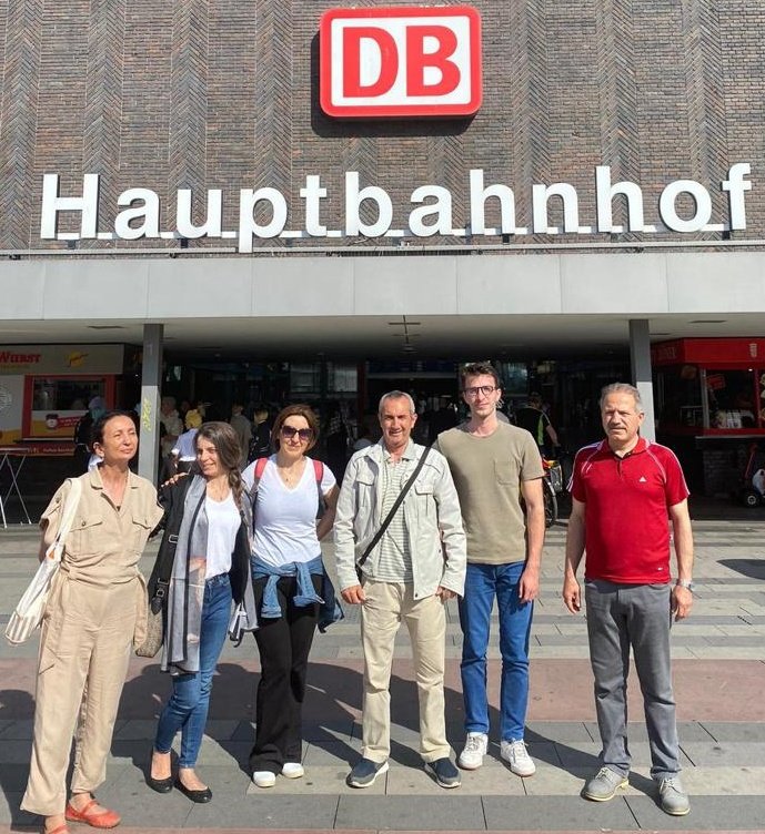 🇹🇷🇪🇺Erasmus Ka121 Okul Eğitimi Akreditasyon Programı kapsamında öğretmenlerimiz Almanya’da "Eğitimde Bilişim Teknoloji Uygulamaları", İtalya’da "Stem Kodlama" konulu etkinliklere katılım sağlayacak.

<a href="/tcmeb/">Millî Eğitim Bakanlığı</a> <a href="/memleventyazici/">Levent Yazıcı</a>