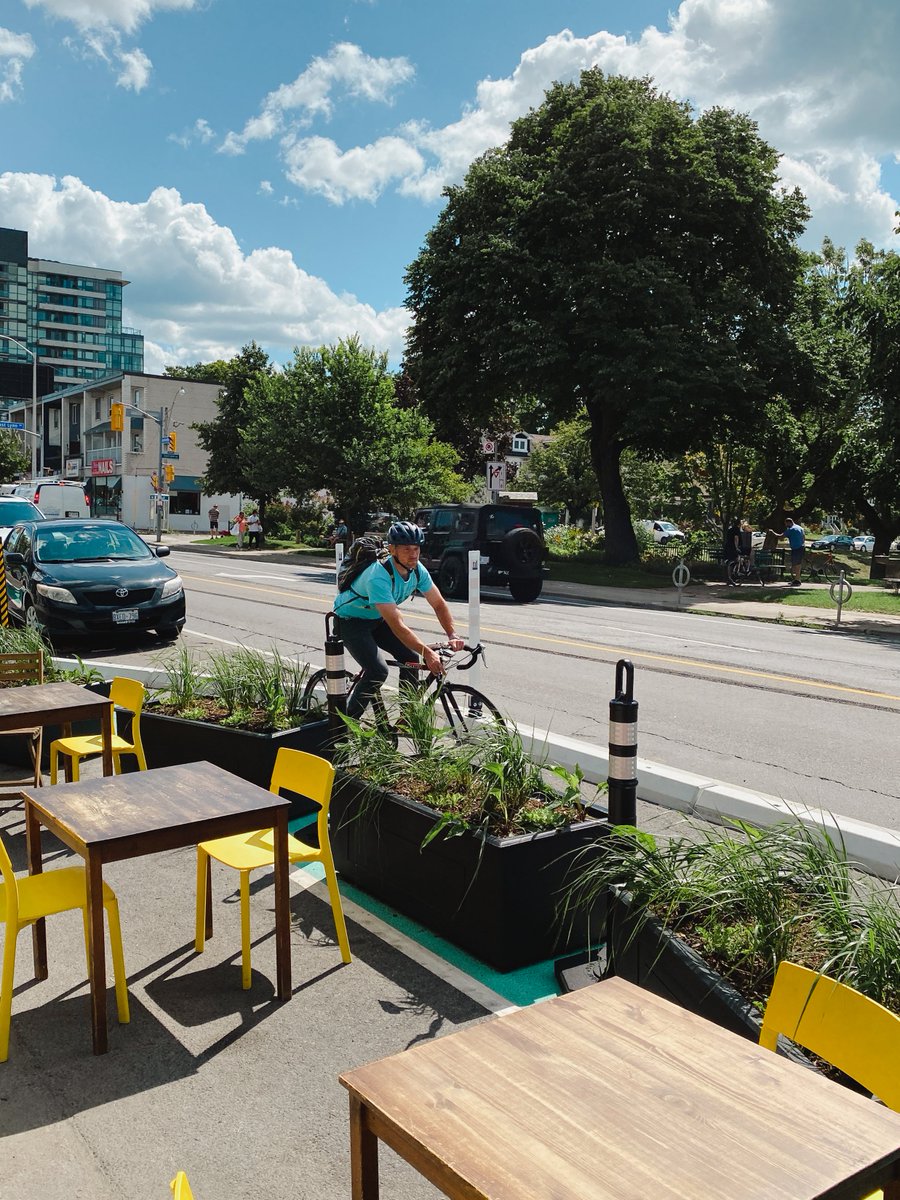 BEYbradford's tweet image. 🚨 Community Upgrade Alert 🚨 

Next phase of #DestinationDanforth begins tonight! Work includes extension of bike lanes on Danforth from Dawes Rd to Victoria Park Ave.

A win for road safety and #smallbiz across #BEY &amp;amp; #TO.