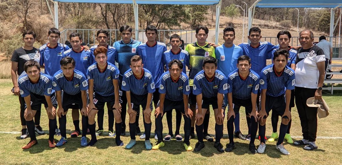 ConademsMich's tweet photo. Se llevaron acabo los Juegos Deportivos de la Educación Media Superior Michoacán para buscar los equipos y las escuelas que nos representarán en los JUNEDEMS 2022. Pedimos si se realicen por los jóvenes de las prepas de México. @lopezobrador_ @AnaGabrielaGue @CONADE @Conadems_N https://t.co/ql9cN2D6fQ