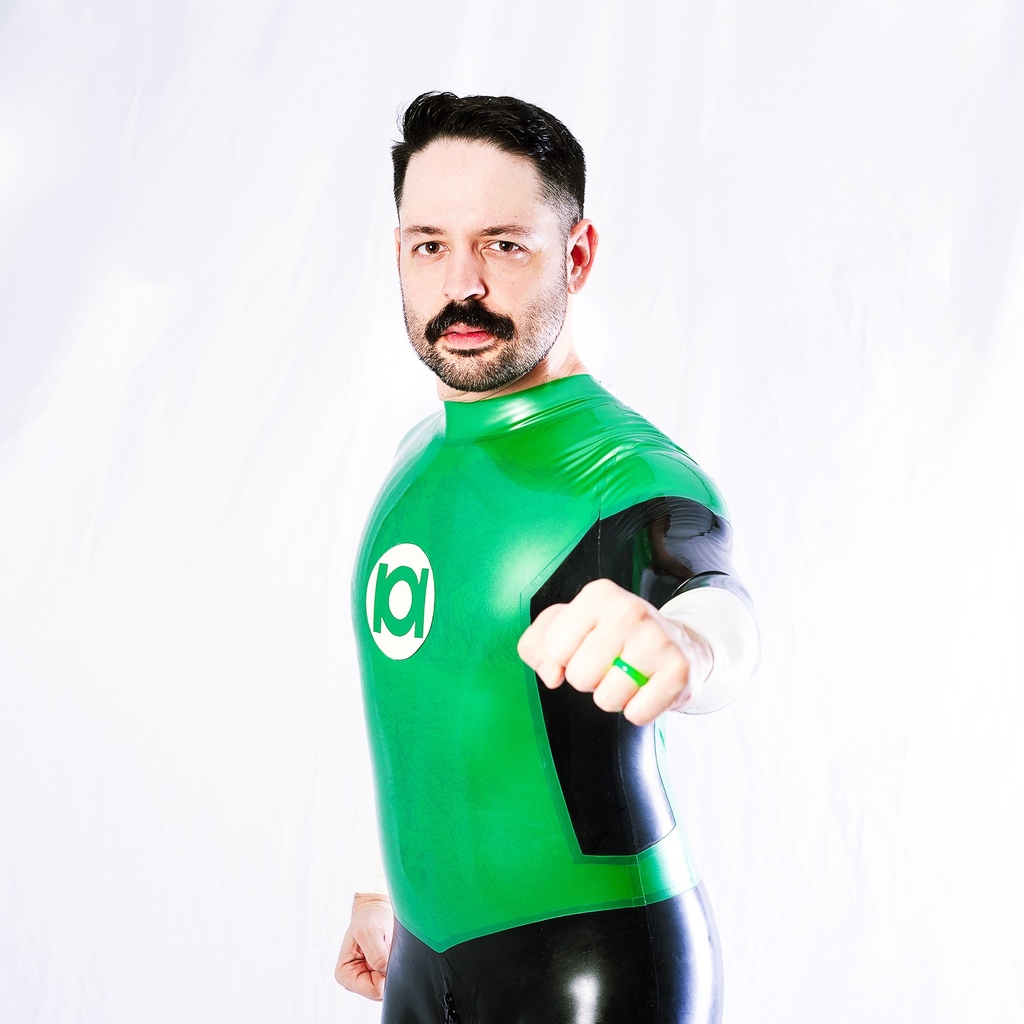 Slash/Rubber tweet media