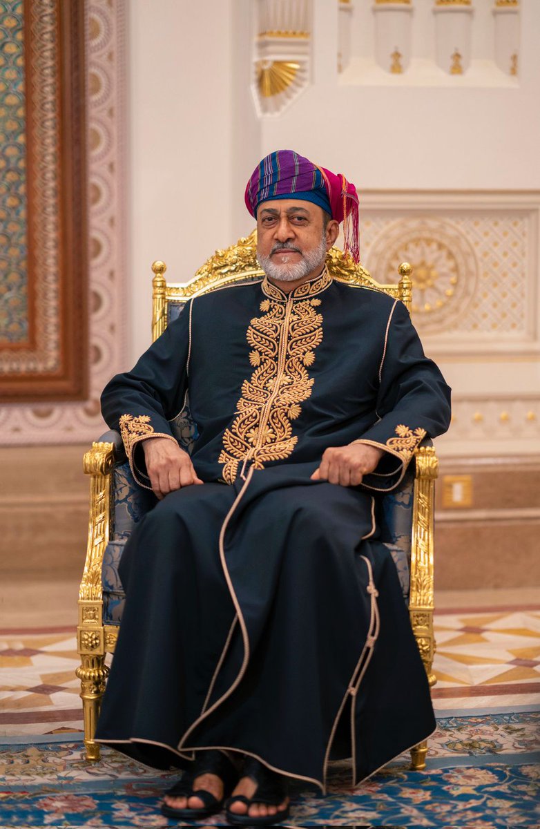 حفظكم الله ورعاكم #السلطان_هيثم_بن_طارق