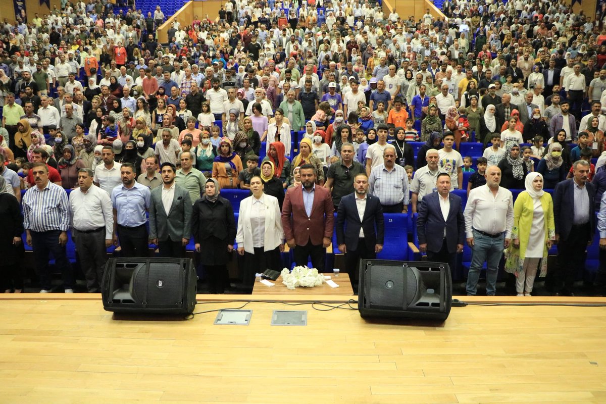Akkadindiyarbkr's tweet photo. 📌 Bu Hikayenin Kahramanı Sensin 

AK Parti G.M AR-GE ve Eğitim Başkanlığımızın düzenlediği,Teşkilat Akademisi Mahalle Eğitim Programımızı
Milletvekillerimiz,Belediye Başkanlarımız Teşkilat Üyelerimiz,ve Kıymetli Kadınlarımızın katılımlarıyla gerçekleştirdik

Hayırlı olsun. https://t.co/0zYSbZqQJx
