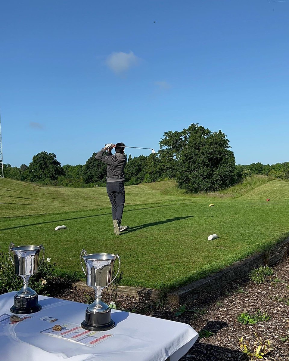 jamiek_golf32's tweet image. @hortongolfpark CLUB CHAMPIONSHIP🎉
Got my first scratch win and it was a lovely way to do it too! Two solid rounds of 73 &amp;amp; 74 got the job done💪 
I am buzzing that the work Lee Mackie and I have been putting in has paid off🏌🏼‍♂️😃
#golf #biggerthingstocome #clubchampionship #winner