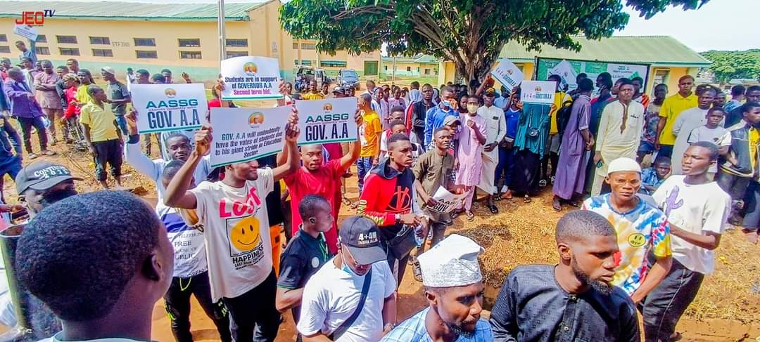Kwarans1's tweet photo. *Mega Solidarity and Endorsement Rally in support of the second-term ambition of Governor AbdulRahman AbdulRazaq organized by AbdulRahman AbdulRazaq Students' Support Group (AASSG)*

Today  at Government Secondary School, Ilorin https://t.co/wQVpItXELK