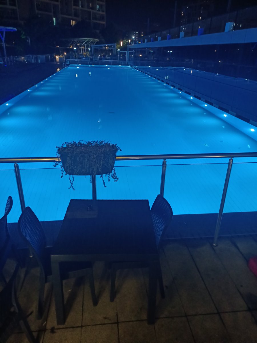 #İyiAkşamlar #Buonasera #Goodevening
#DomenicaSera #Sundayevening #Pazarakşamı
 #pool #havuz #piscina
🃏 JOKERSTYLE 🃏