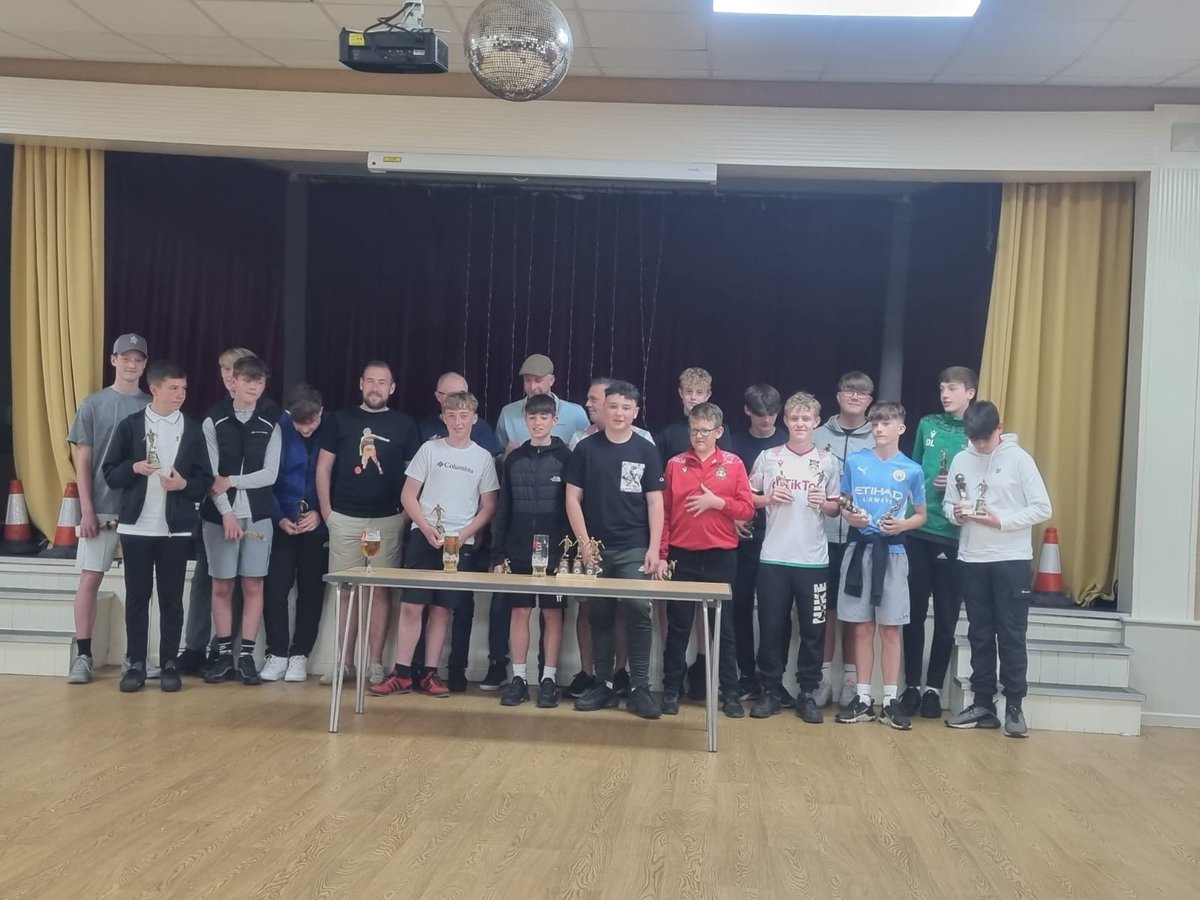Rhos aelwyd under 14 presentation <a href="/RhosYouth/">Rhos Aelwyd Youth</a>