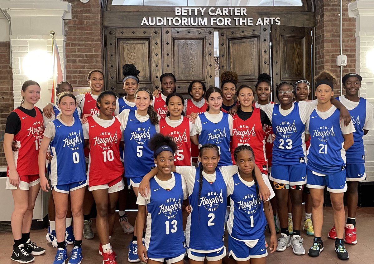 Dominique tweet media