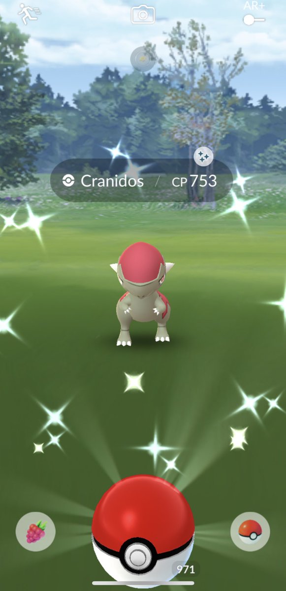 mrlongelote's tweet photo. Only played for an hour since I went to go see the new Jurassic World movie. Glad I got my shiny dinos ✨🤩 #PokemonGO #ShinyPokemon #ShinyCranidos #ShinyShieldon 🦖🦕 https://t.co/p6zxPjOoWY