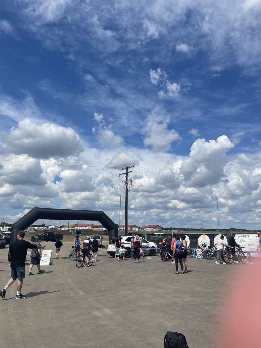 TechLPSD's tweet image. Supported Bike for Breakfast today! Helping to make sure our school kids are fed 🥗
🚲🚲🚲👏🏻
Beautiful day for a ride in the country.
#PedalforaPurpose
facebook.com/bikeforbreakfa…