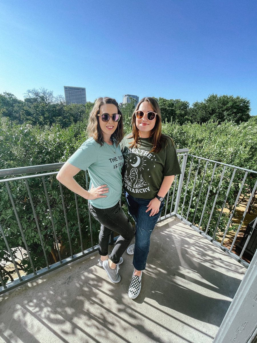 brittanyrector's tweet photo. Had an absolute blast seeing the @WineandCrimePod gals!! Literal dream come true! 🖤🖤 Thanks, I love it! #wineandcrimelive @Amander007 @LucyFitz46 @KenyonLaing https://t.co/GDFJTmk6F9