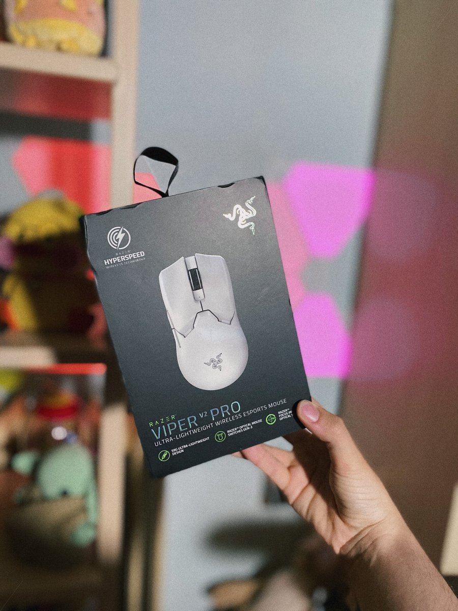 💫 SORTEO 💫

Ratón Viper V2 Pro 

Para participar:
🌟 Follow <a href="/paracetamor/">Paracetamor</a> y <a href="/RazerES/">R Λ Z Ξ R 🇪🇸</a> 
💜 RT este tweet

#RazerAmbassadors 
Finaliza el 17/06/2022