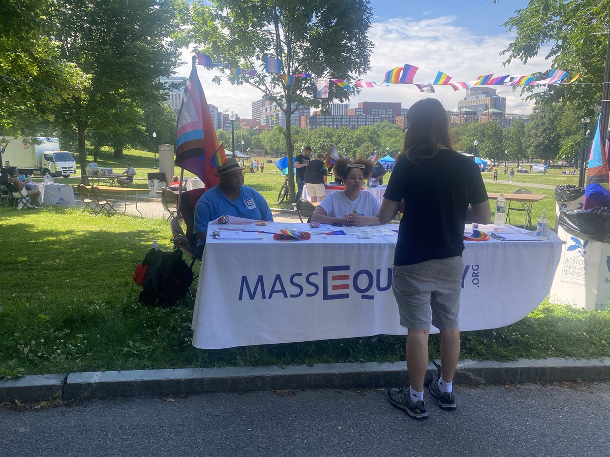 massequality's tweet photo. Happy Pride Boston! @PopUpPride #Pride #LGBTQ https://t.co/kjVDfNYkIZ