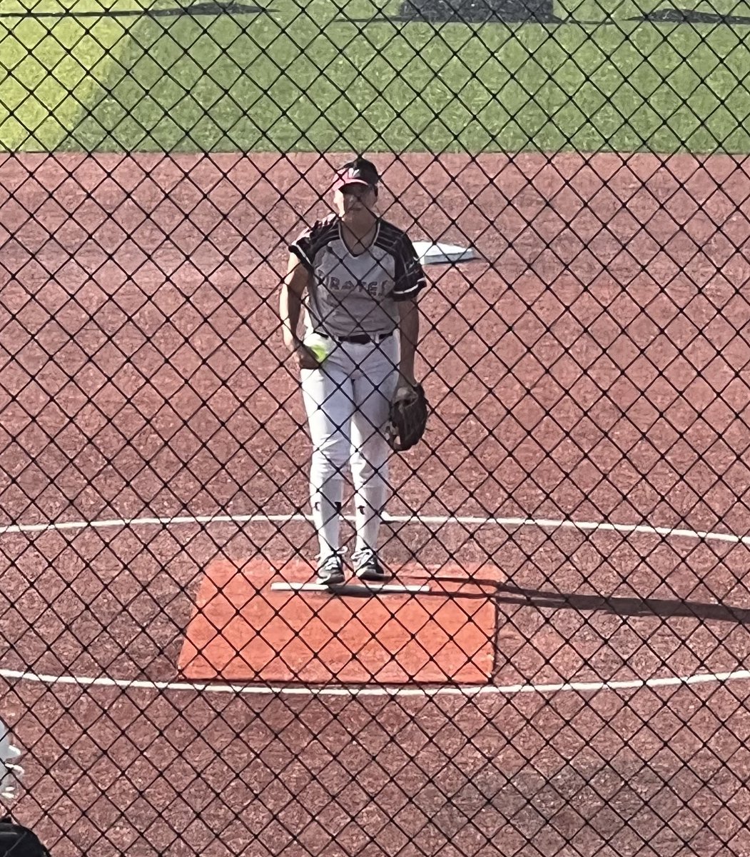 Mathis High School Softball tweet media