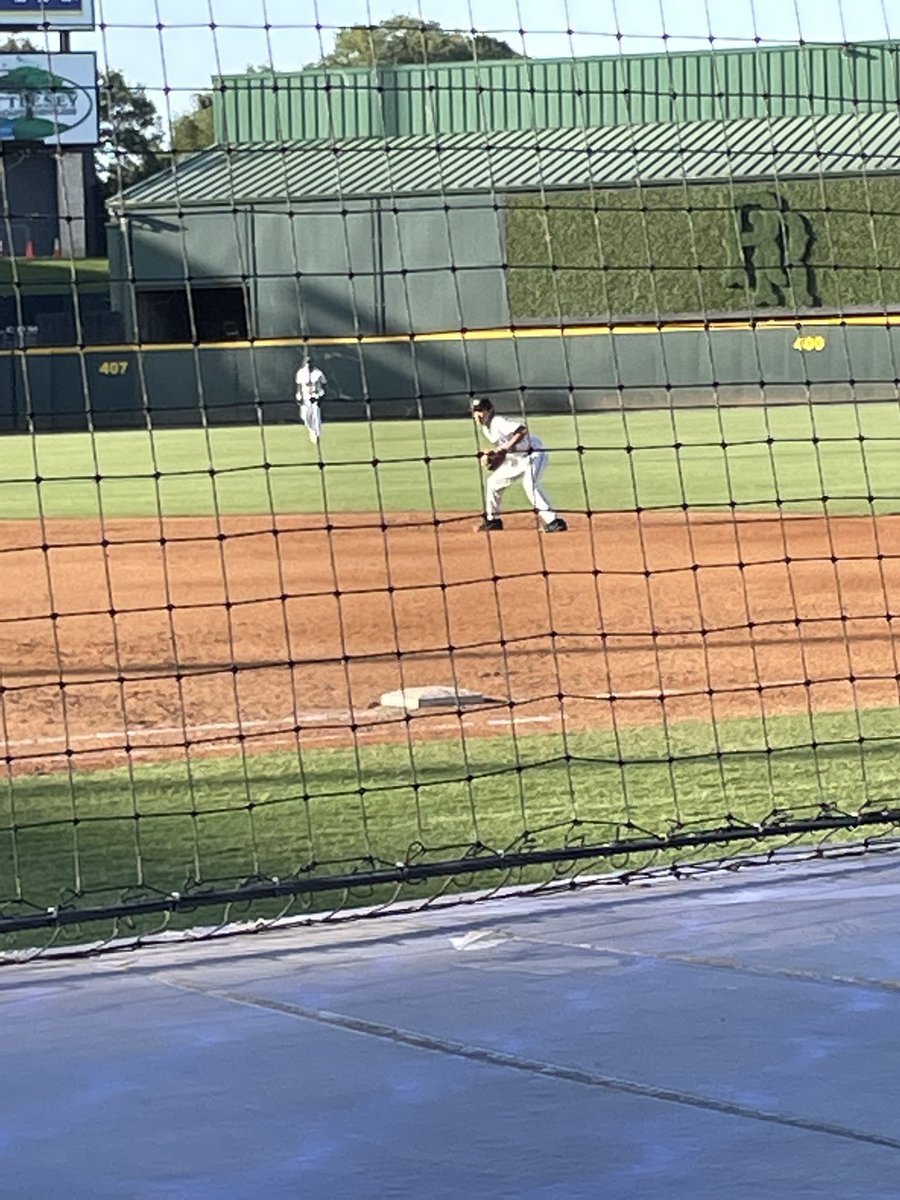 HendricksonBB's tweet image. Great to watch @M_Martinez427 represent Hendrickson in the Austin Area All-Star Game! Great player, even better young man! @HawkNationHHS @PfISDAthletics #makingmen #classof22 #hawkyeah
