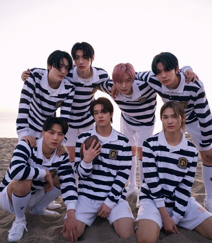 GAYNHYPENOFC's tweet photo. THIS IS GAYNHYPEN!
COMING TO YOU ON 17/06! 🏈
@strawsbby @minnienpop
@articgou @hoonitboy
@Yuh_mochii @keplerfav @troublwmakerr
#GAYNHYPEN #가인하이펜 https://t.co/v7aM4xRmMU