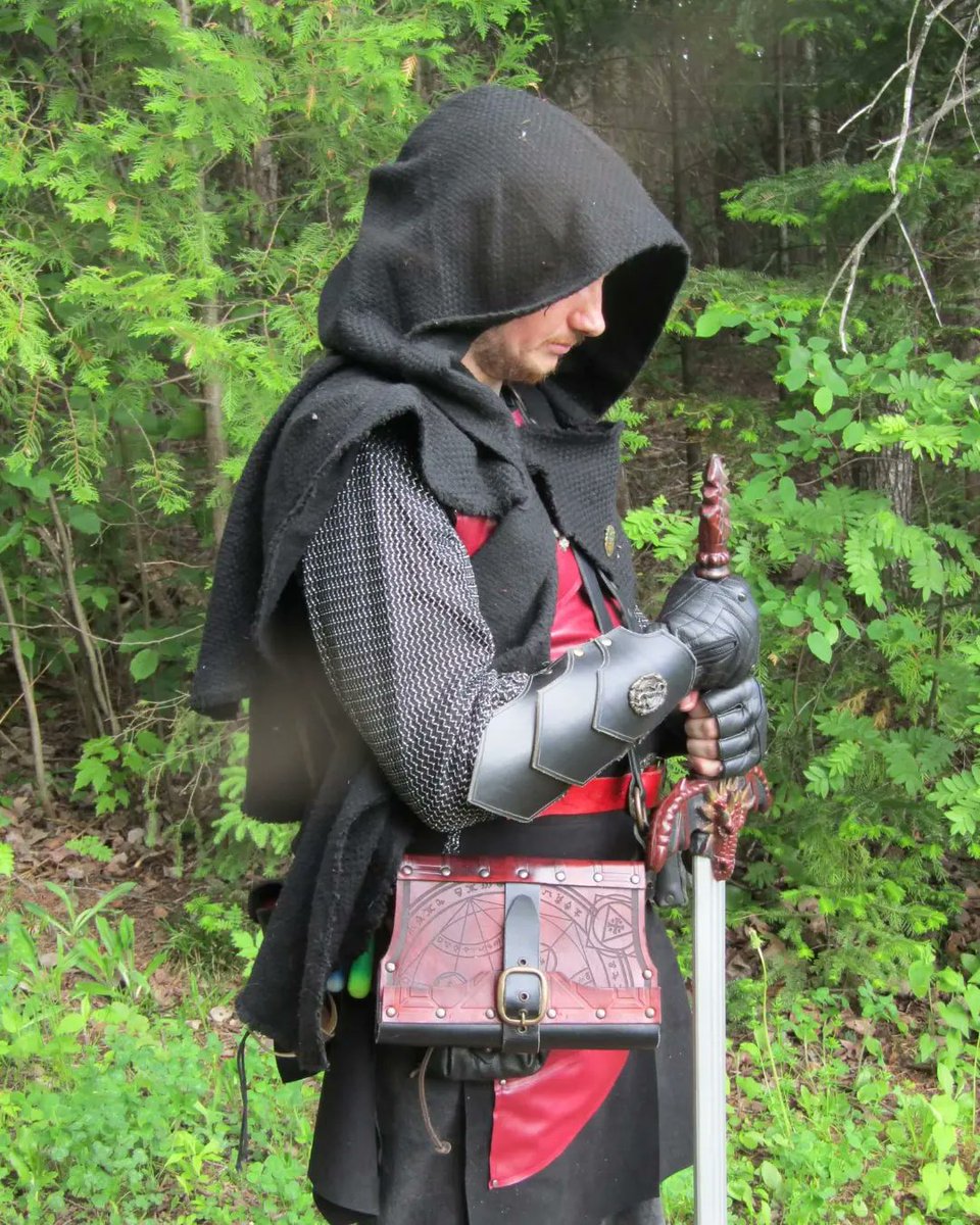 _VioletteRose's tweet photo. #LARP photography I took of @FredzDimension for his YouTube channel, Fredz Dimension. 

#LARPphoto #larpphotographer #larpphotography #photography #cosplay #cosplayphotography #fantasy #fantasyroleplay #nature #naturephotography https://t.co/wWMsJQ5w9M