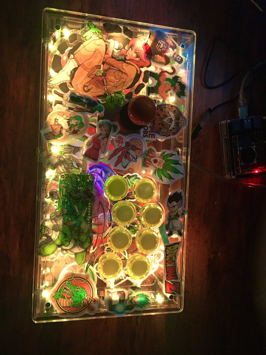 JahRobsta's tweet photo. Creative itch scratched by building my own fight stick / retro arcade set up. #fightstick #gaming #RETROGAMING https://t.co/FVFISb5efz