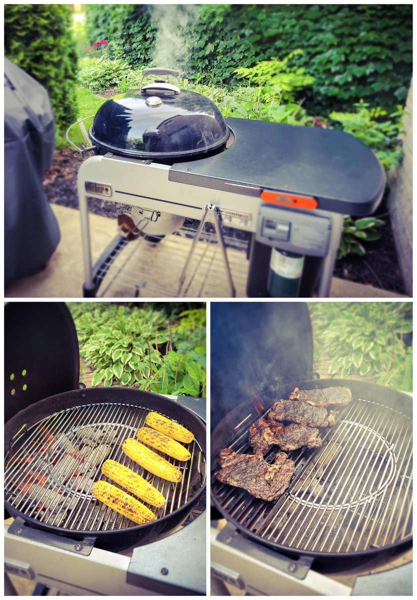 Mexican street corn and ribeyes seasoned with Hardcore Carnivore Black. Very tasty! 🔥🌽🥩🍽