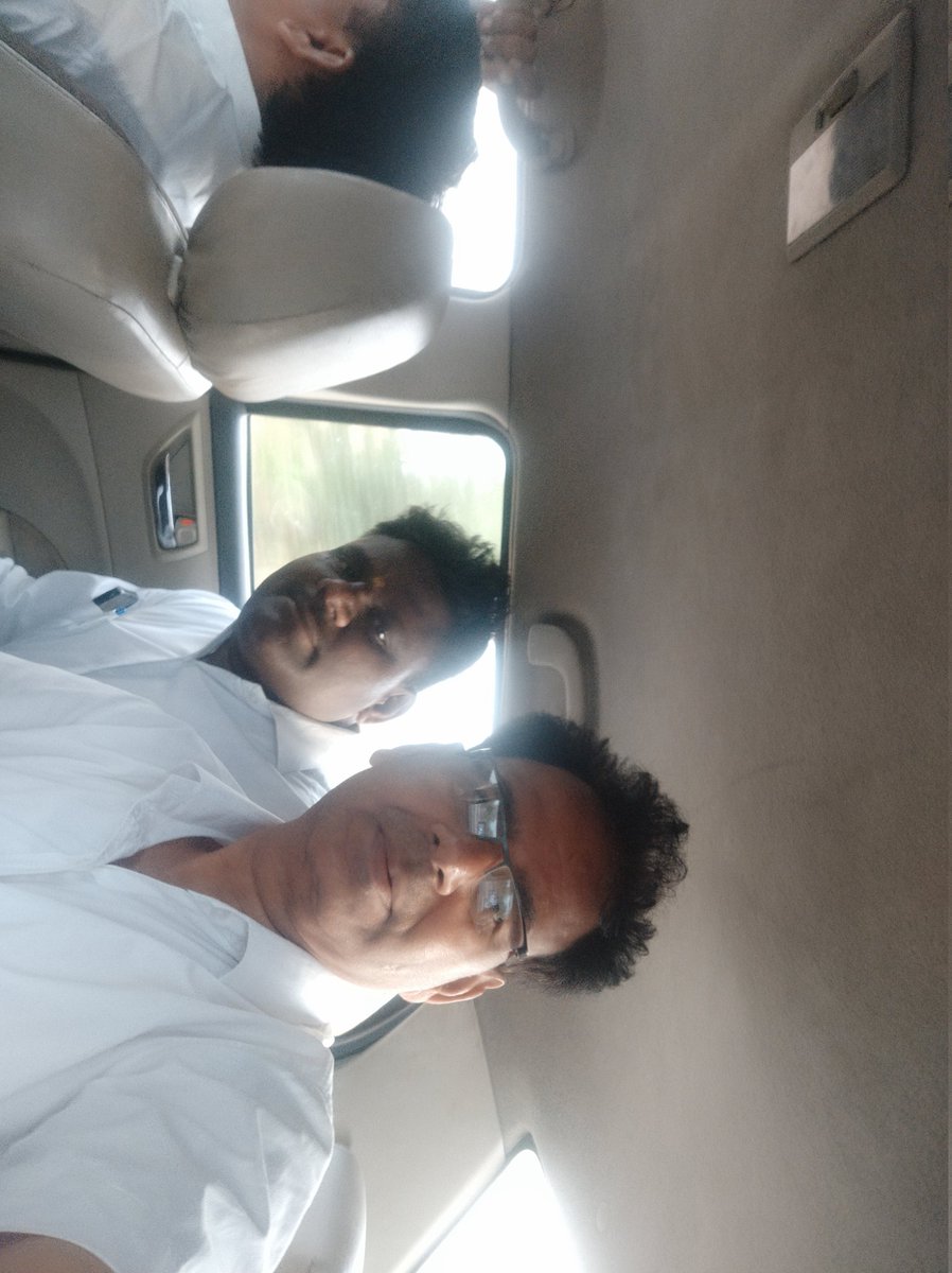 Bharatpur ke Sabhi SAHARA Ke Karykarta SEBI Ke Khilaph Aandolan Mae BASSI CHACK JAIPUR Jate Huae.