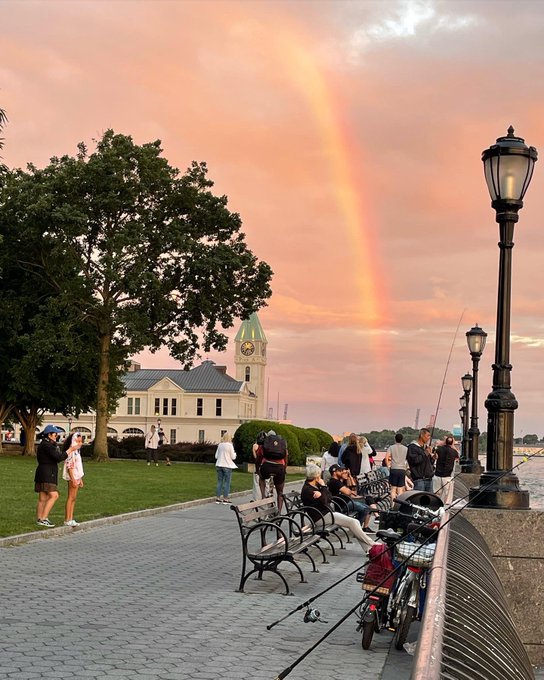 Battery Park Golden Hour https://t.co/ioLBpqJEok
