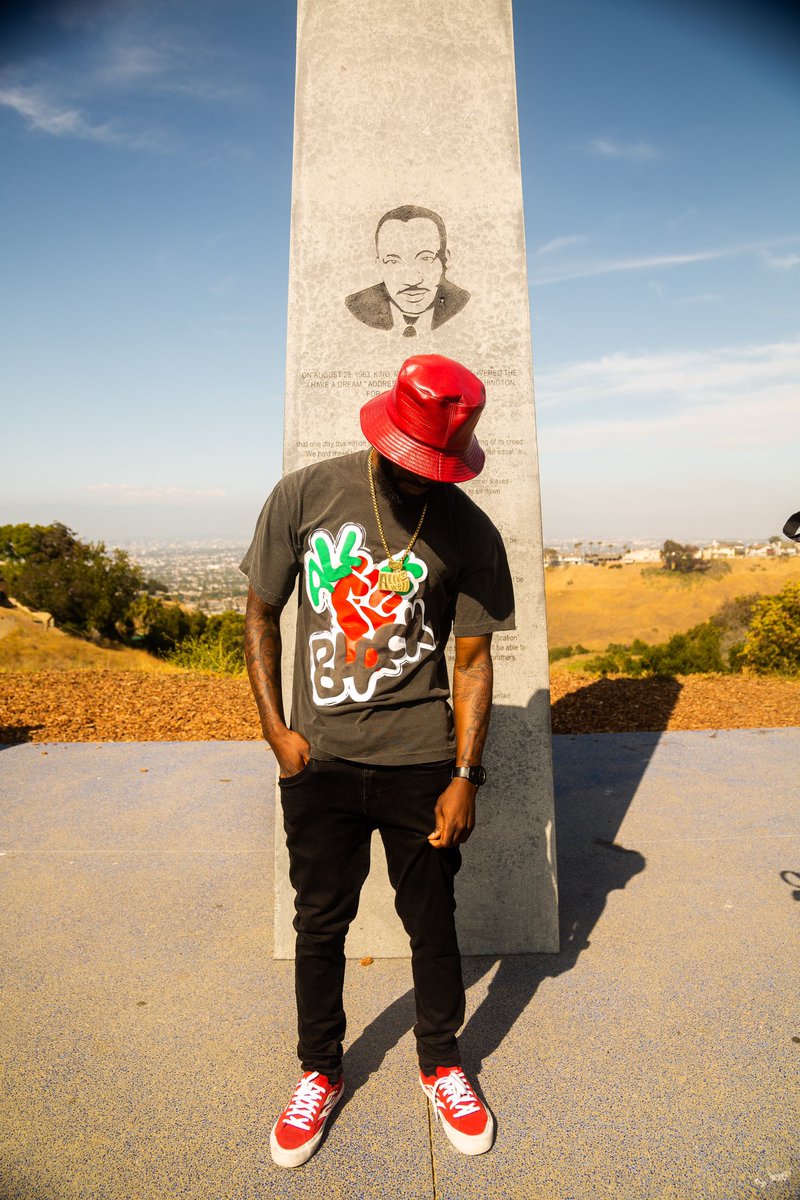 keep looking tweet media