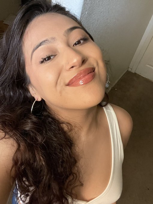 simplicity 🥰 https://t.co/C8LBg962Nu