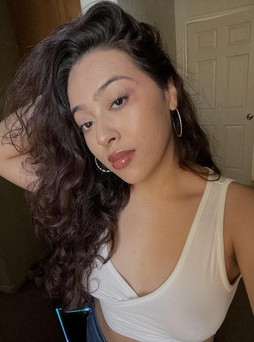 simplicity 🥰 https://t.co/C8LBg962Nu