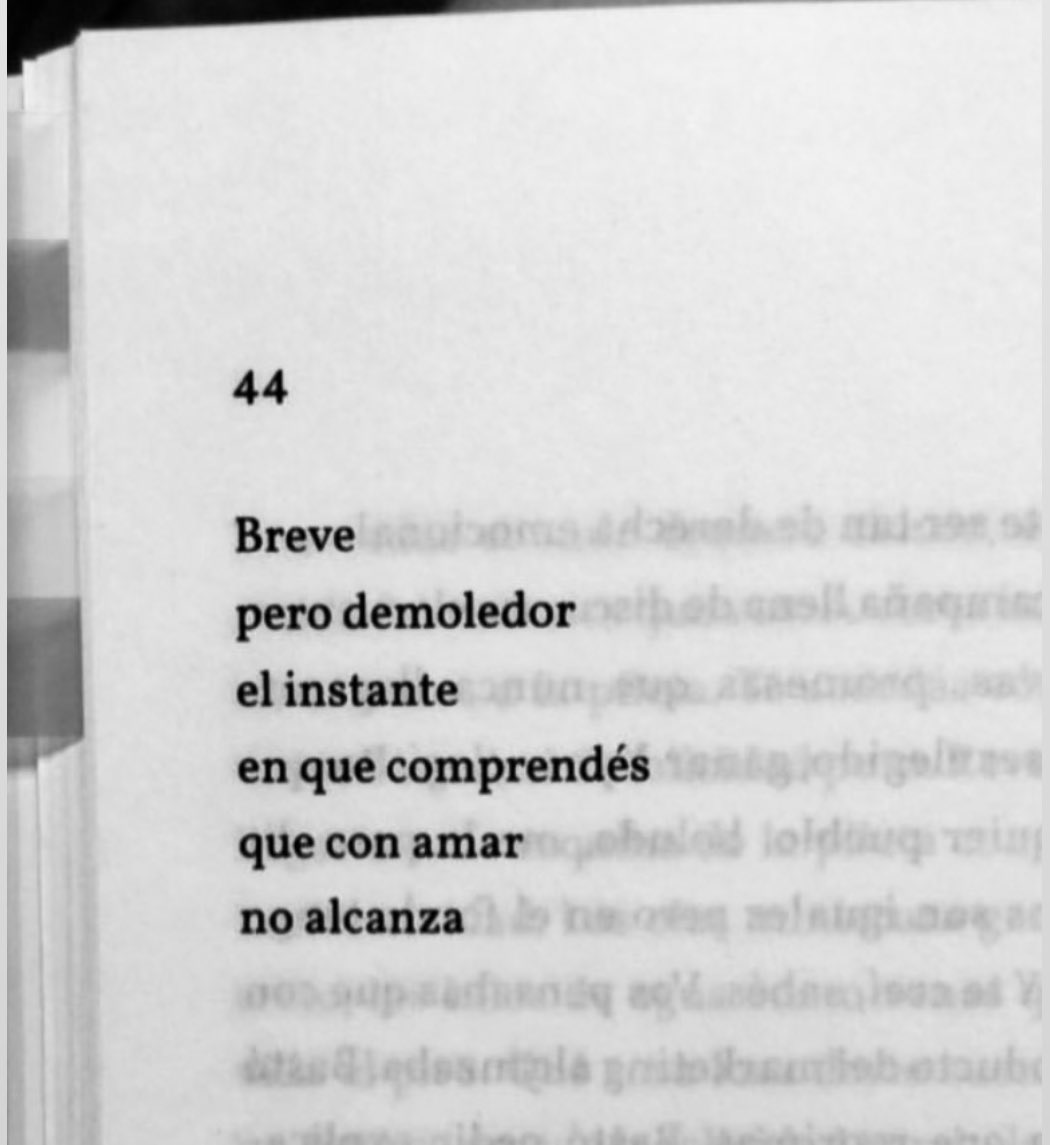 Breve pero demoledor.
Mercedes Romero Russo.