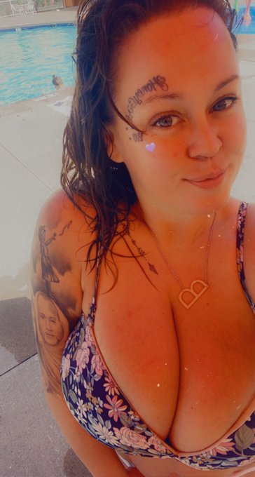 No days off  https://t.co/FibvqVhVw3 https://t.co/keXYjI75Fk