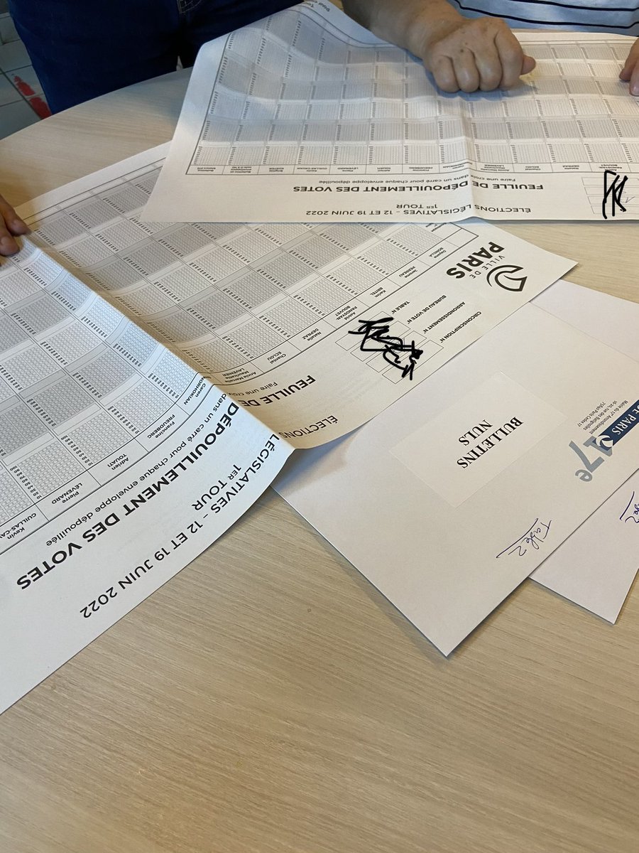 c_velasco24's tweet photo. #Législatives2022
Fière de n’avoir pas fait que voter aujourd’hui !
#Civisme #Démocratie #République https://t.co/RCHC6jlmPD