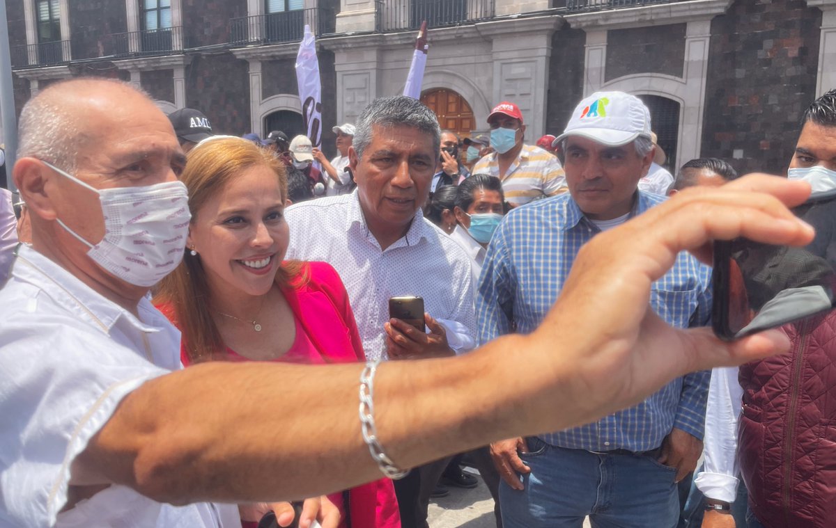 MarinaVitela_'s tweet photo. Que alegría poder presenciar y ser parte de la #UnidadYMovilización de MORENA en el #EdoMéx. Gracias a mi presidente de partido @mario_delgado por la invitación. https://t.co/8xADjXm7Q7