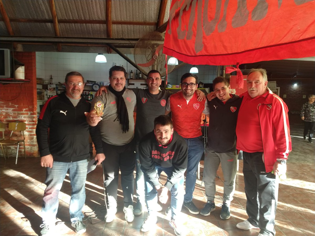 Agrupación Lista Roja tweet media