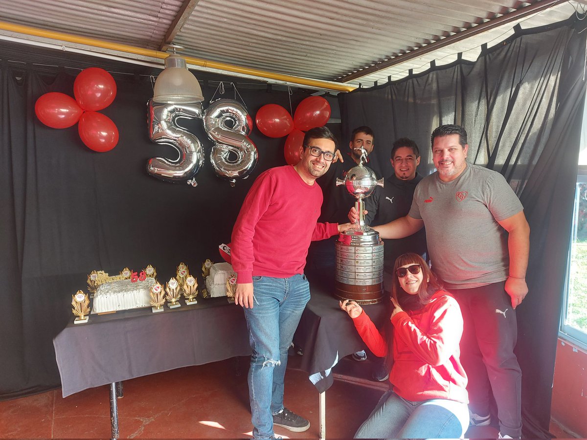 Agrupación Lista Roja tweet media