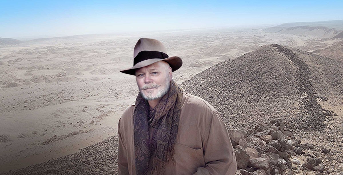 PeterRobbinsUFO's tweet photo. @PeterRobbinsUFO Join me on Monday on "Meanwhile, Here On Earth" for a conversation with author, illustrator, broadcaster, photographer and Egyptologist, Scotty Roberts. As always, 7:00-9:00 PM EST on https://t.co/Cs2ZV2Yzcp. https://t.co/Wz5elwh05q