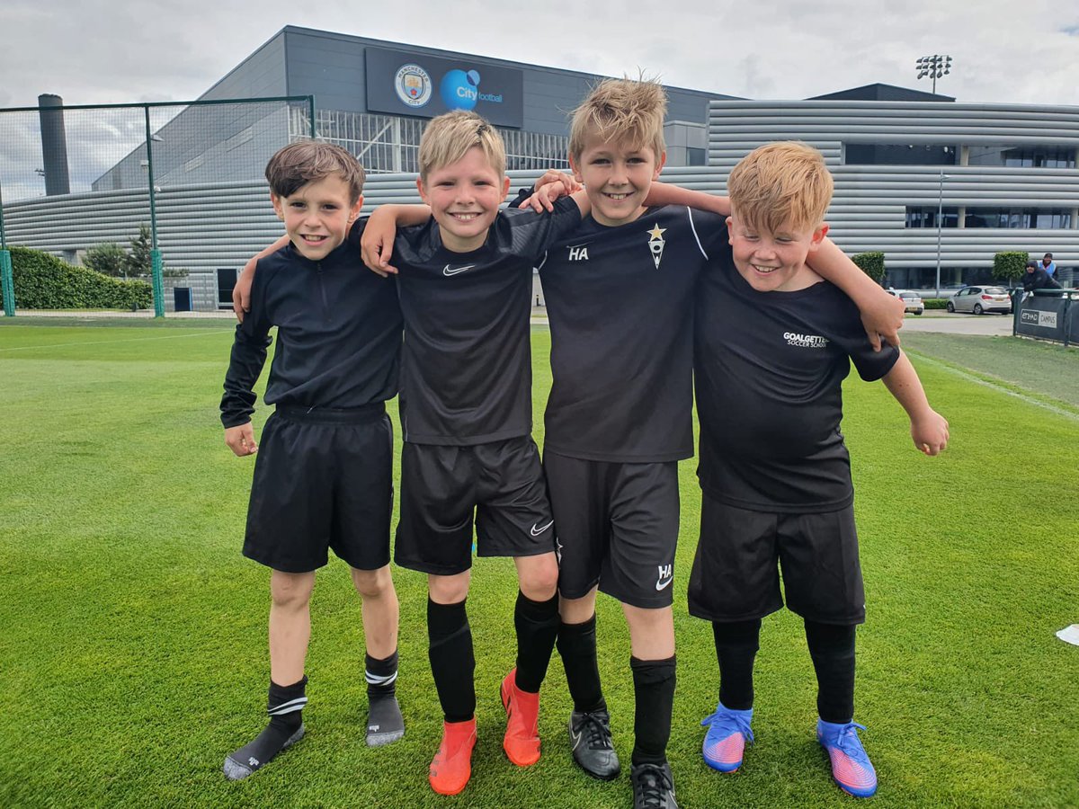 Congratulations to four of our Under-10s Afan Lido FC players who travelled to the Etihad Campus to play against Manchester City for the Goal Getters Soccer School.

Well done Niall, Riley, Harry and Ollie. 

#lidofamily