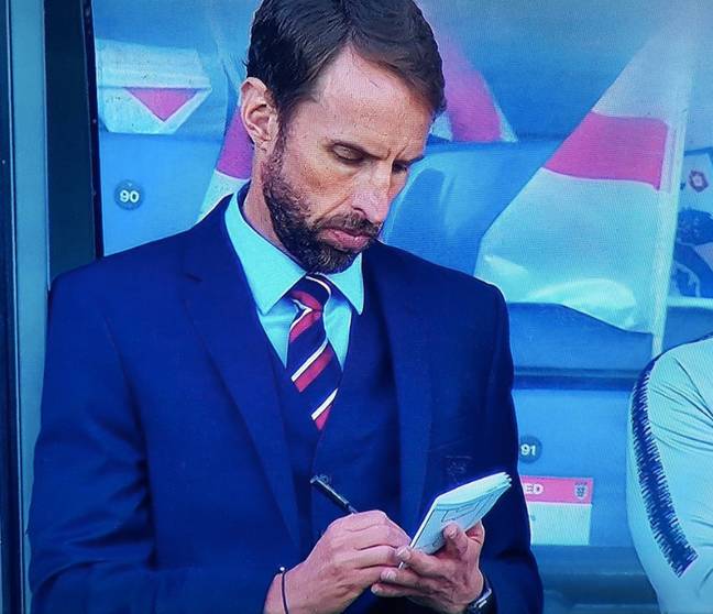 paddypower's tweet photo. Trying to work out if there's room on the plane for Tom Grennan and Russell Howard. #SoccerAid https://t.co/Xpwd8F50AK