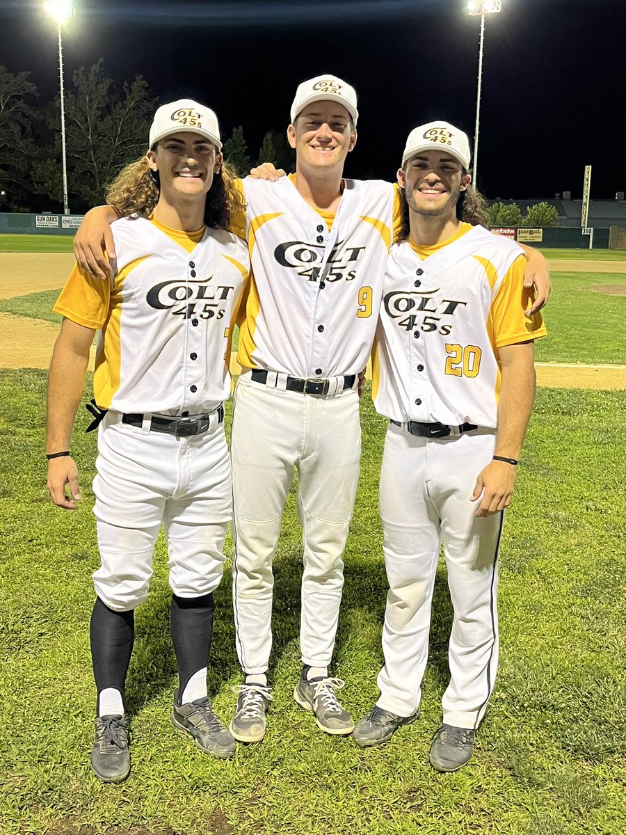 There’s not many that can say they have played against each other from little league-high school-college level and lucky to have years of summer ball together. Now reunited once again here at home for another summer season. #brotherhood  <a href="/DustinNiles3/">Dustin Niles</a> @ChicoAces <a href="/reddingcolt45s/">Redding Colt 45s</a>