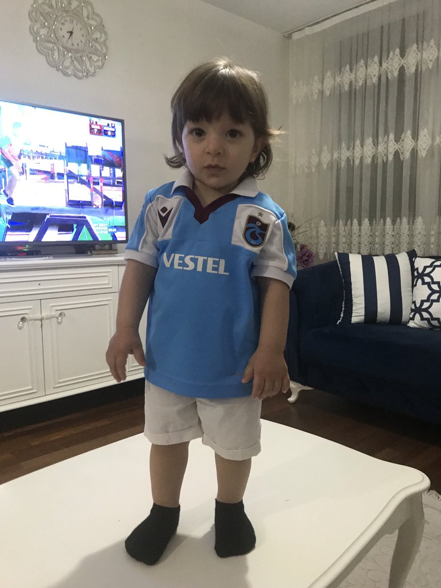 ismail tweet media