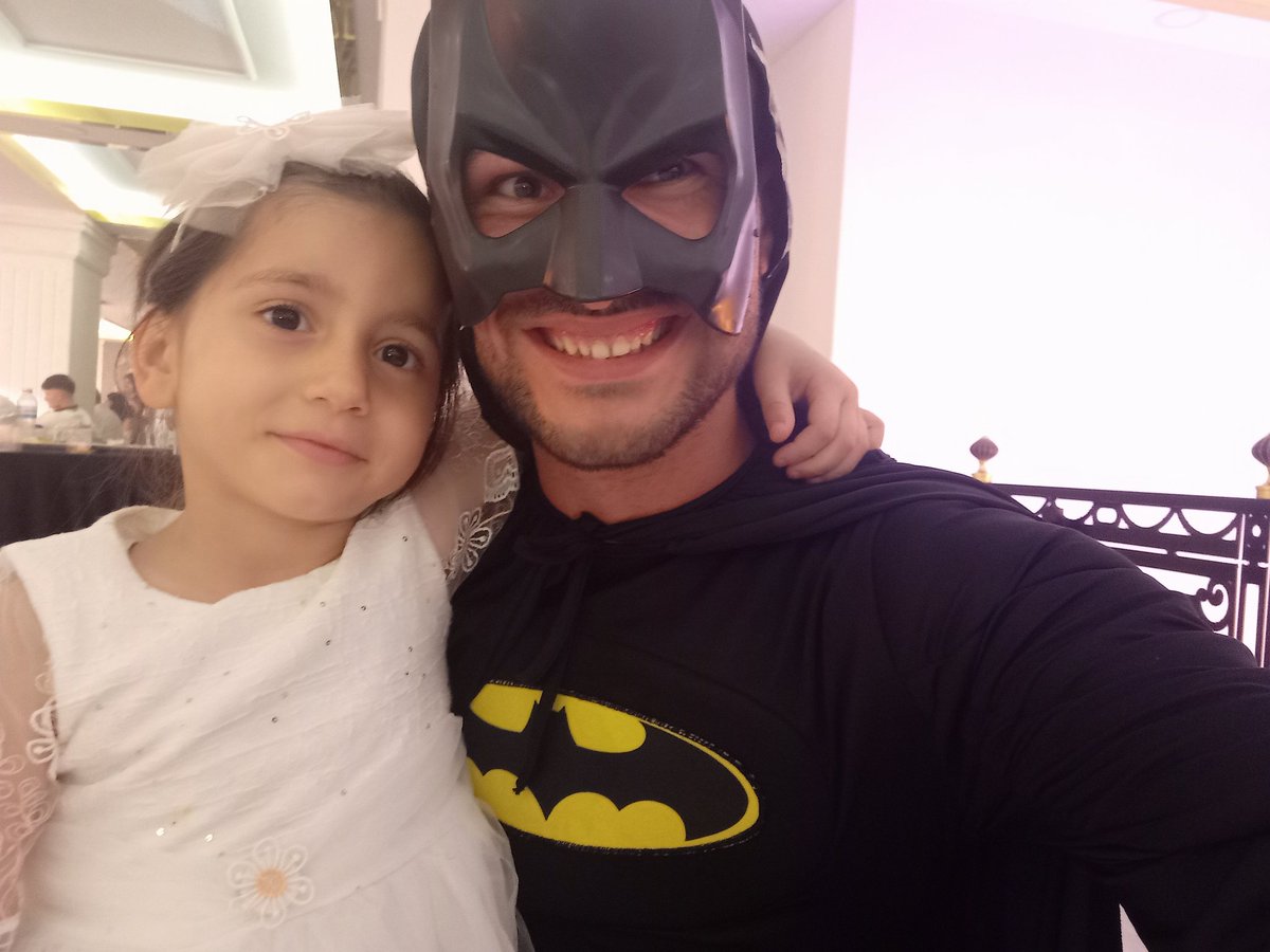 "Hayat kısa kuşlar uçuyor."🦇🐦
Cemal Süreya