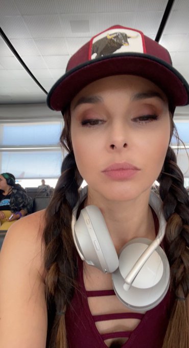 On my way Pittsburgh see you soon. If yah know then your lucky https://t.co/DgOosRuAu0