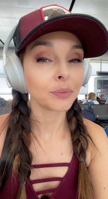 On my way Pittsburgh see you soon. If yah know then your lucky https://t.co/DgOosRuAu0