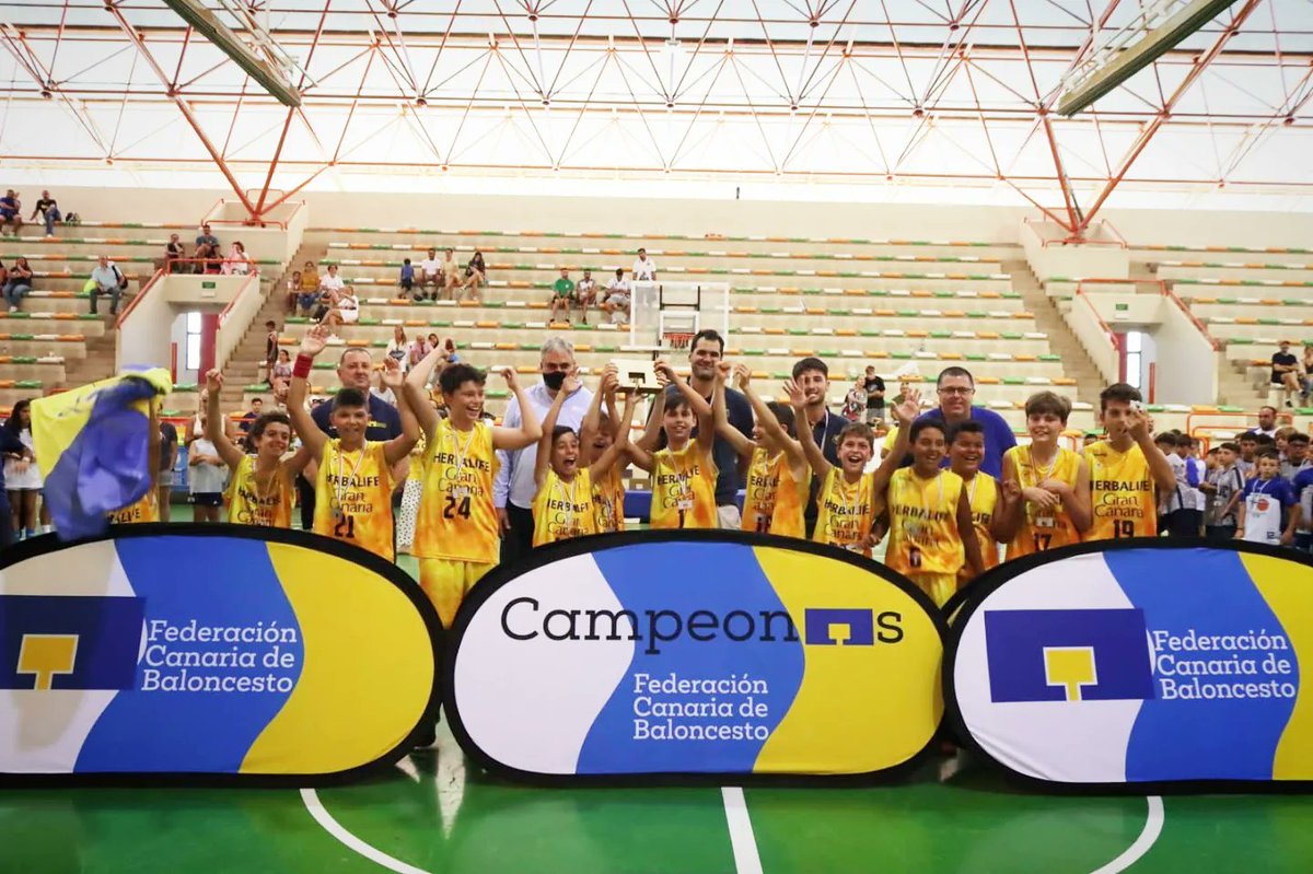 FCBaloncesto's tweet photo. ๐ #CCPreMiniMas
๐ฎ๐จ #FCB
1๏ธโฃ @GranCanariaCB ๐ฅ
2๏ธโฃ @JuvelagunaCB ๐ฅ
3๏ธโฃ @virgendelmartfe ๐ฅ
4๏ธโฃ @basketrealejos
๐๐ป๐๐ป๐๐ป๐๐ป๐๐ป๐๐ป๐๐ป๐๐ป๐๐ป๐๐ป https://t.co/1JW6NC6bCb
