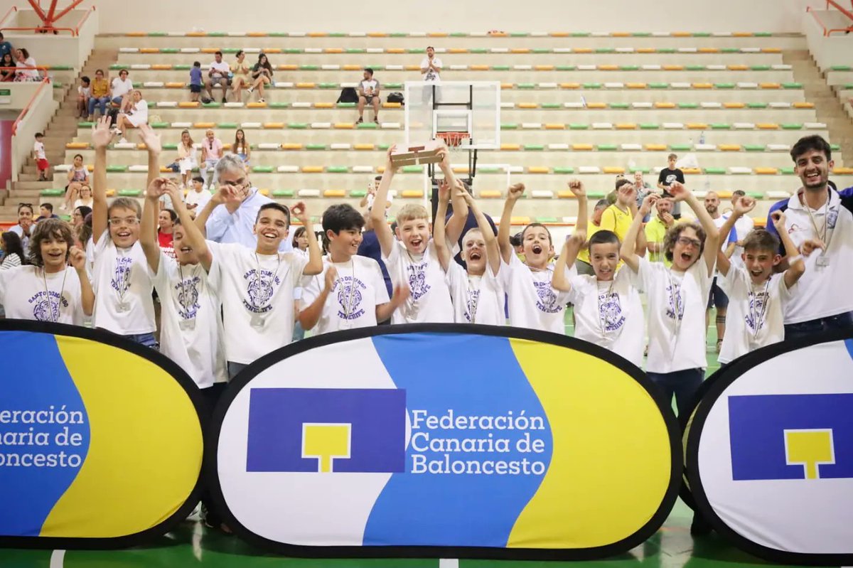 FCBaloncesto's tweet photo. ๐ #CCPreMiniMas
๐ฎ๐จ #FCB
1๏ธโฃ @GranCanariaCB ๐ฅ
2๏ธโฃ @JuvelagunaCB ๐ฅ
3๏ธโฃ @virgendelmartfe ๐ฅ
4๏ธโฃ @basketrealejos
๐๐ป๐๐ป๐๐ป๐๐ป๐๐ป๐๐ป๐๐ป๐๐ป๐๐ป๐๐ป https://t.co/1JW6NC6bCb
