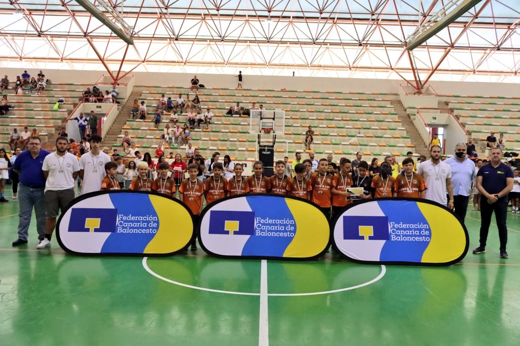 FCBaloncesto's tweet photo. ๐ #CCPreMiniMas
๐ฎ๐จ #FCB
1๏ธโฃ3๏ธโฃ #CBGoleta
1๏ธโฃ4๏ธโฃ #GRULanzarote
1๏ธโฃ5๏ธโฃ @magectias1995
1๏ธโฃ6๏ธโฃ #SantaLucรญa
๐๐ป๐๐ป๐๐ป๐๐ป๐๐ป๐๐ป๐๐ป๐๐ป๐๐ป๐๐ป https://t.co/uwWE9czMD3
