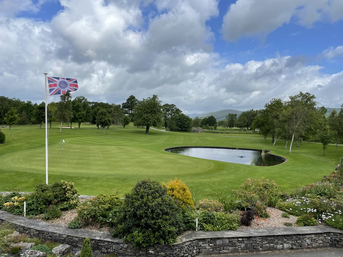 ARichardsonPro's tweet image. Huge thank you to @CarusGreenGC and all their staff for a superb day. The golf course was in fantastic condition with very good feedback from all my clients. Looking forward to returning in 2023 already. #ThankYou #GreatVenue #ClassCourse #Golf #Trips @GolfTravelHub @golfhubber