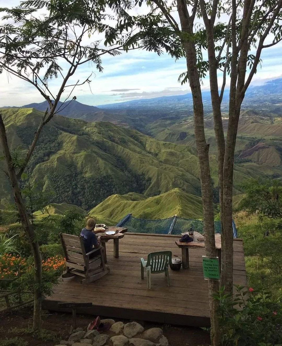 Shinchankulit's tweet photo. @k59343170 Relaxing Moment https://t.co/LLaBli0bkv