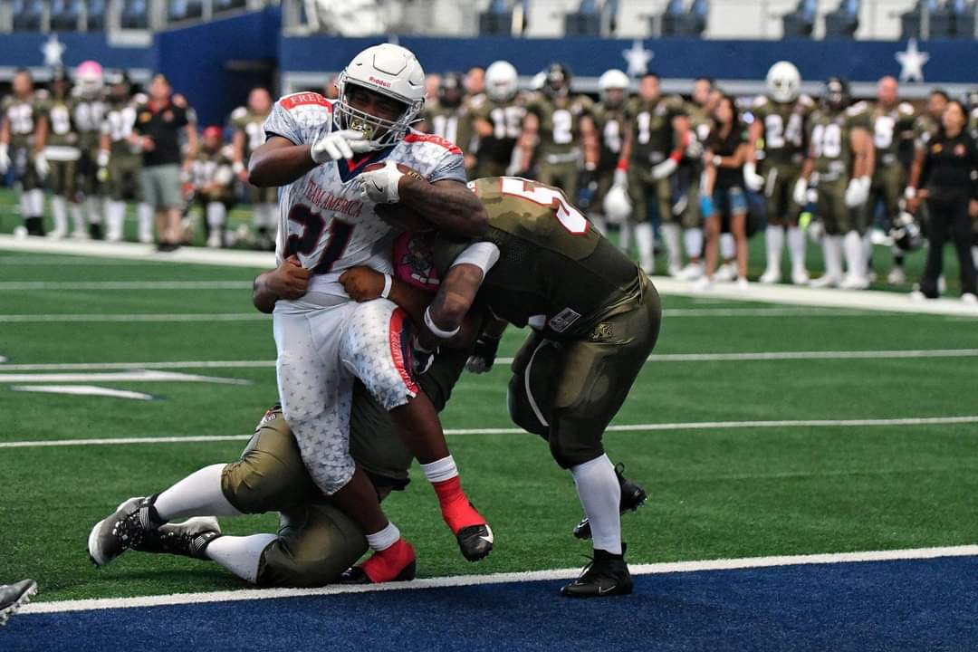 TRILLIONstudio's tweet photo. Our Bowl team put on our International @GLOBEBOWL at @dallascowboys AT&amp;T Stadium @TeamAmericaFB USA vs #Mexico
Huge Success!! Former @FAUFootball RB Gerald Hearns won Overall MVP! #GlobeBowl #USA vs #Mexico https://t.co/nY5rTGP0WE